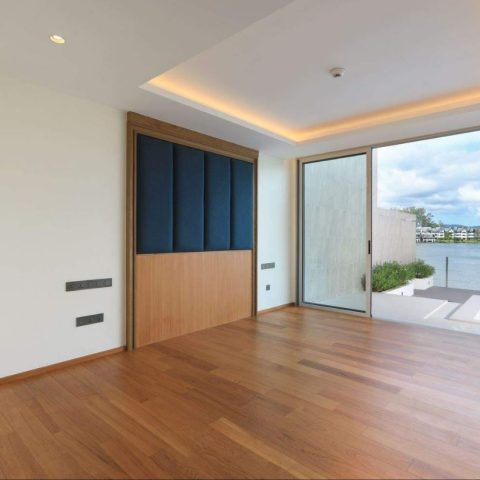 Апартаменты - 280 м²